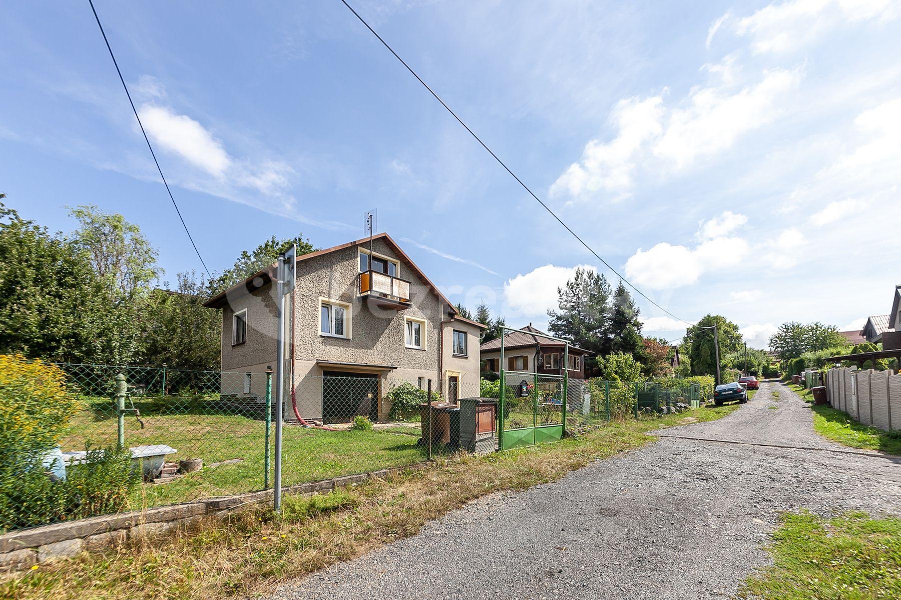 recreational property for sale, 388 m², Osadní, Babice, Středočeský Region