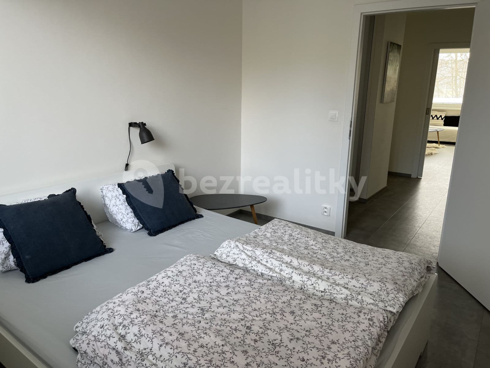 3 bedroom flat to rent, 88 m², Weberova, Prague, Prague