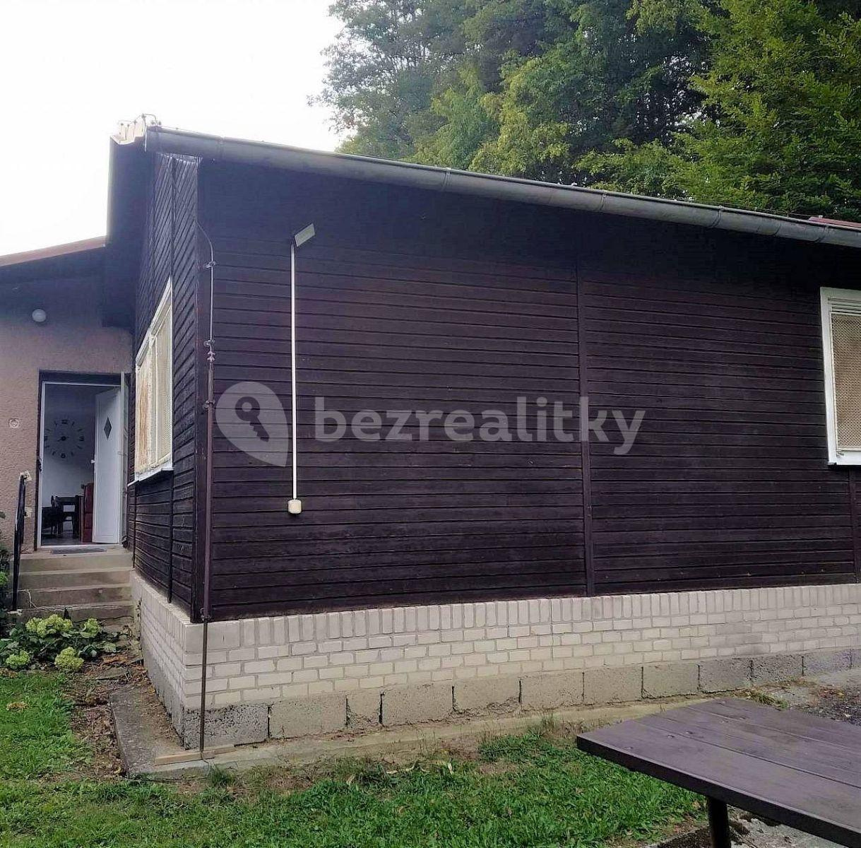 recreational property to rent, 0 m², Malá Bystřice, Zlínský Region