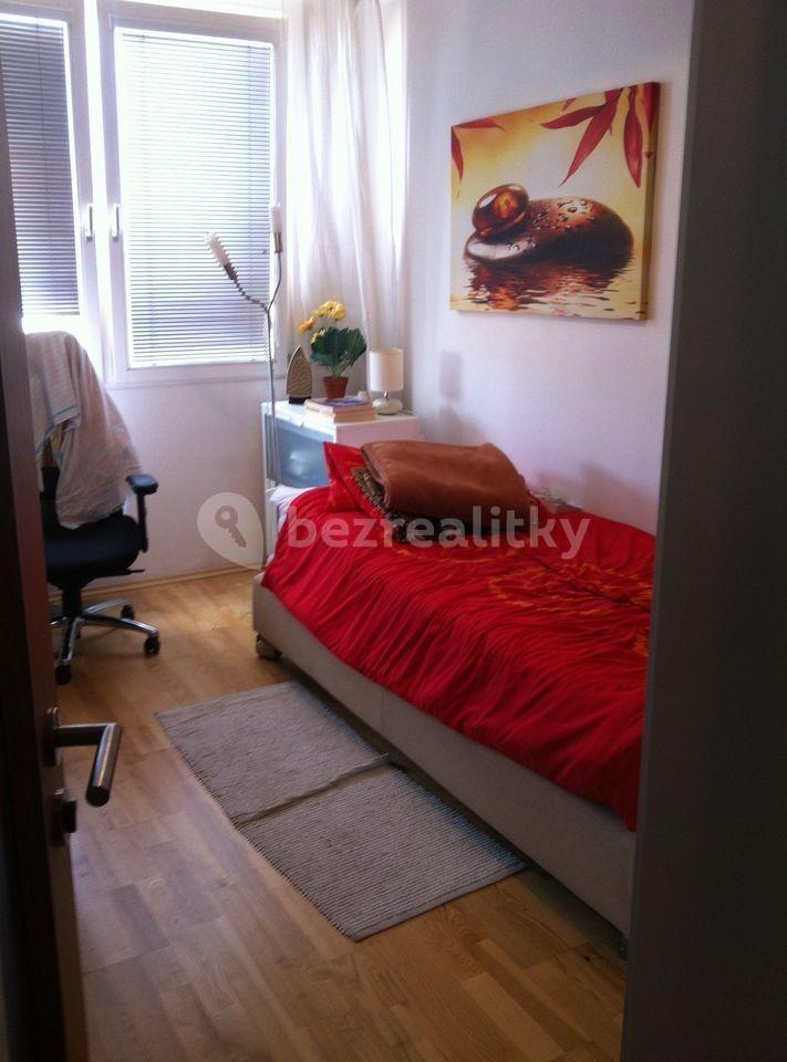 2 bedroom with open-plan kitchen flat for sale, 68 m², Plamínkové, Prague, Prague