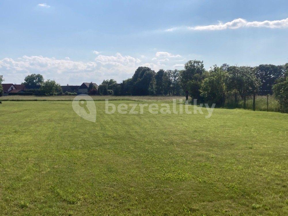 plot for sale, 854 m², Luštěnice, Středočeský Region