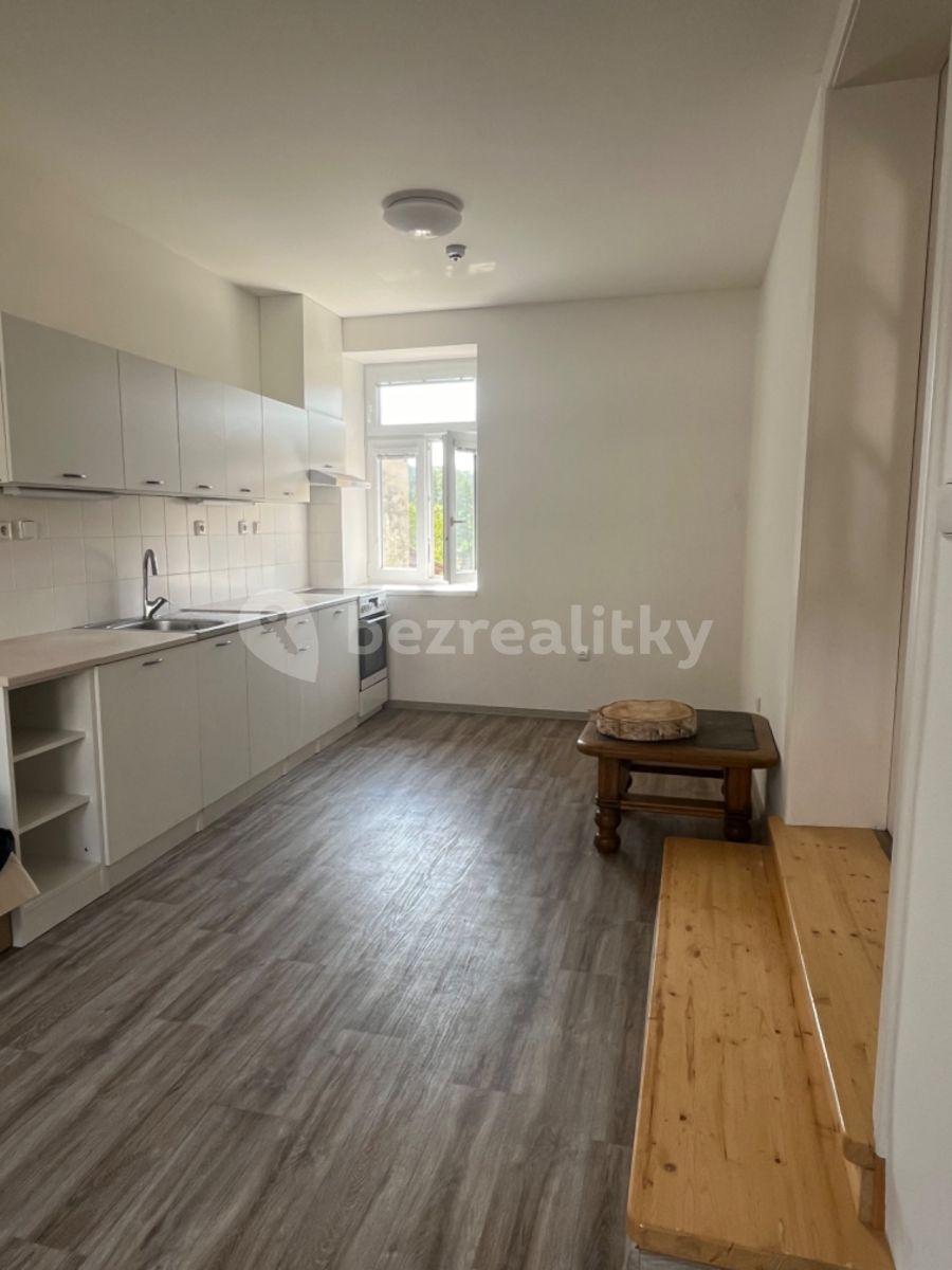 1 bedroom with open-plan kitchen flat to rent, 56 m², Petra Bezruče, Hoštka, Ústecký Region