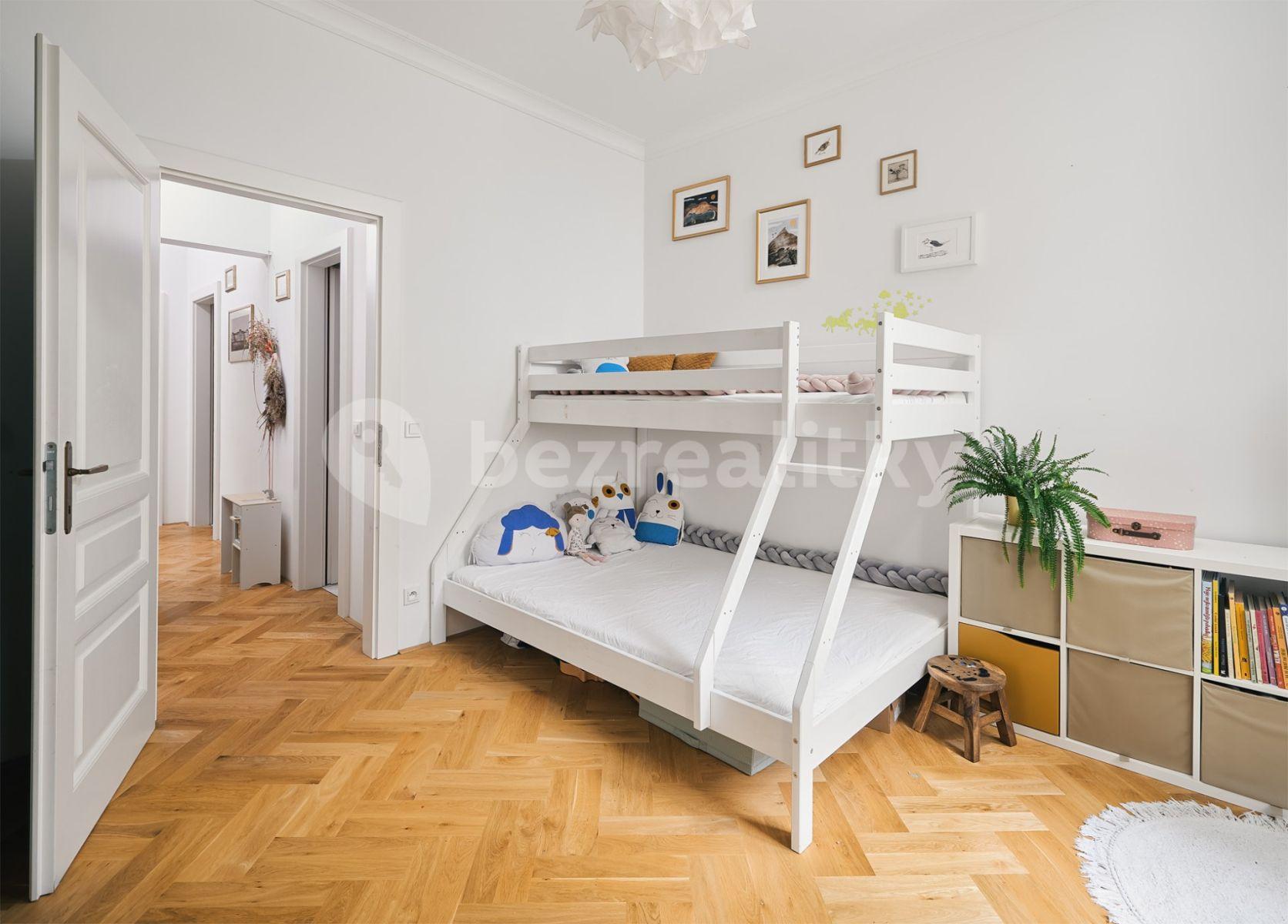 2 bedroom with open-plan kitchen flat for sale, 77 m², U Studánky, Prague, Prague