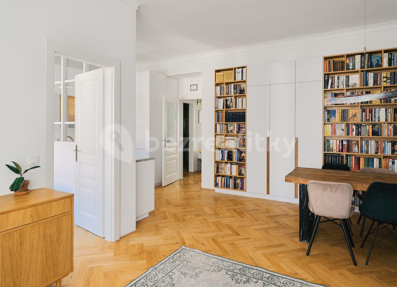 2 bedroom with open-plan kitchen flat for sale, 77 m², U Studánky, Prague, Prague