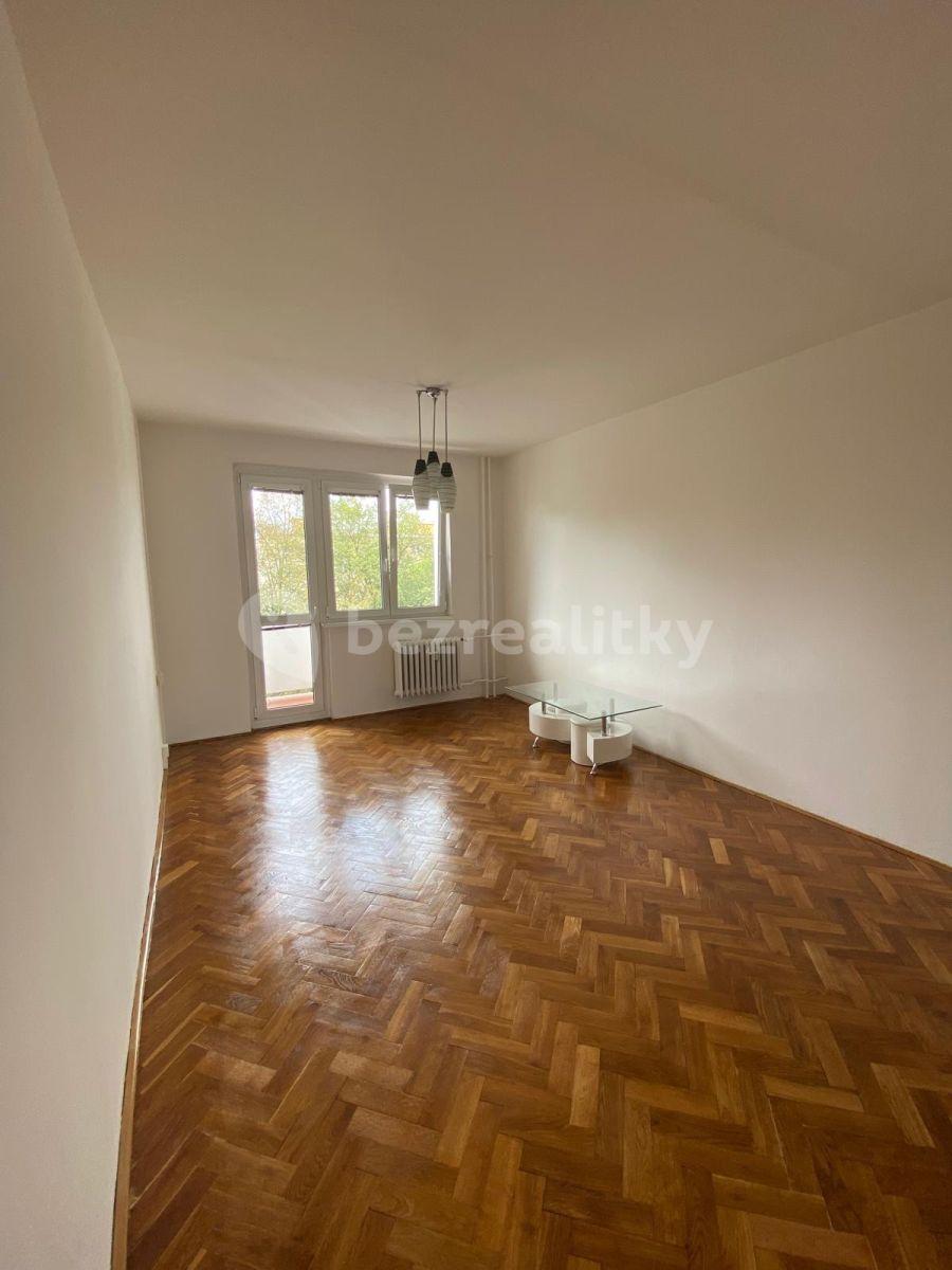 3 bedroom flat to rent, 76 m², Budovatelů, Karlovy Vary, Karlovarský Region