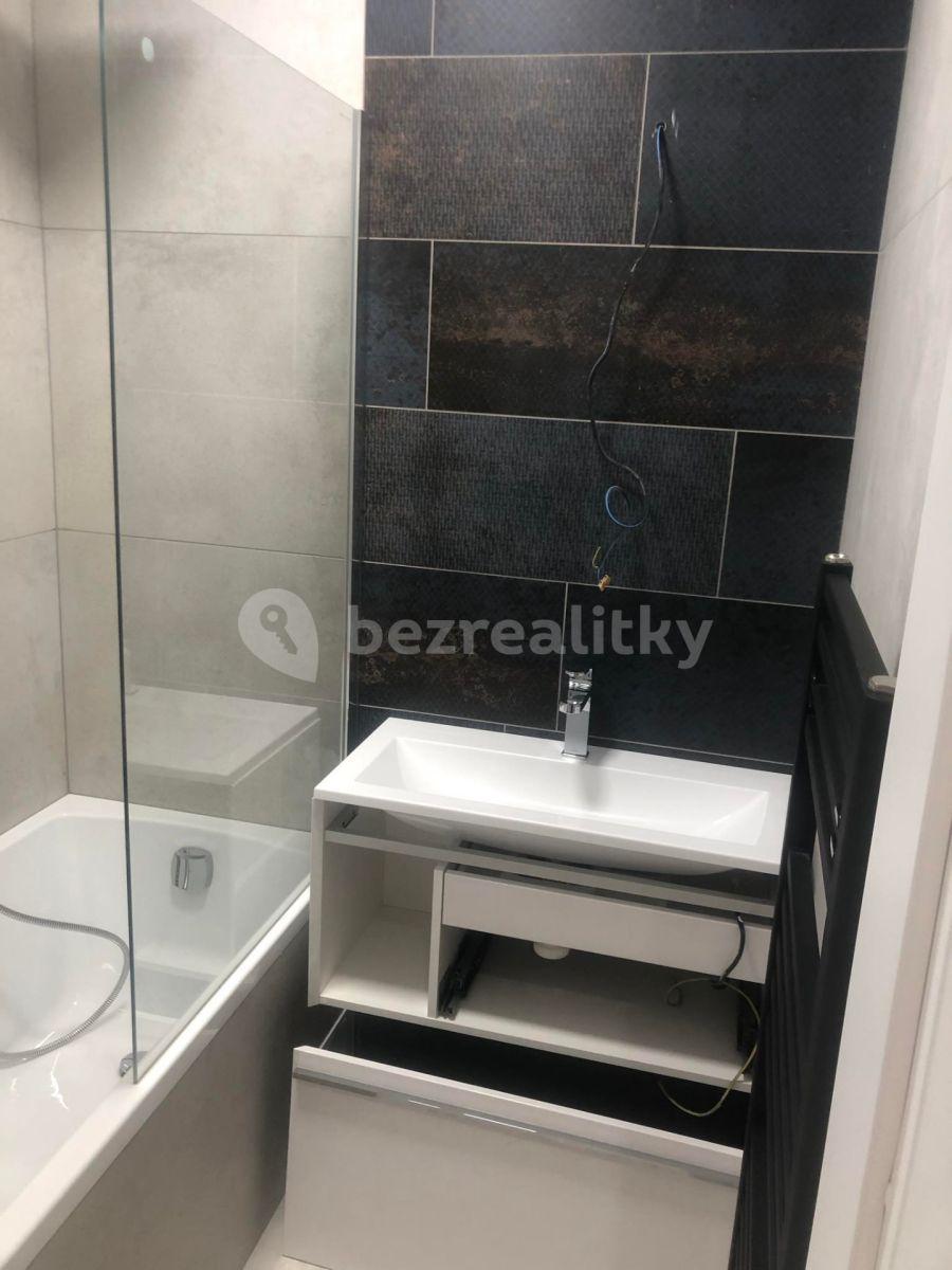 2 bedroom with open-plan kitchen flat for sale, 64 m², Ostrava, Moravskoslezský Region