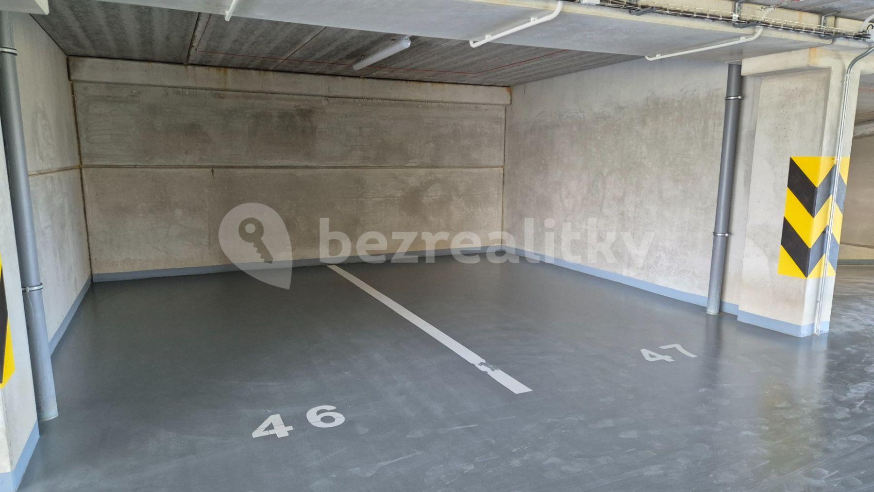 garage for sale, 13 m², Vybíralova, Prague, Prague