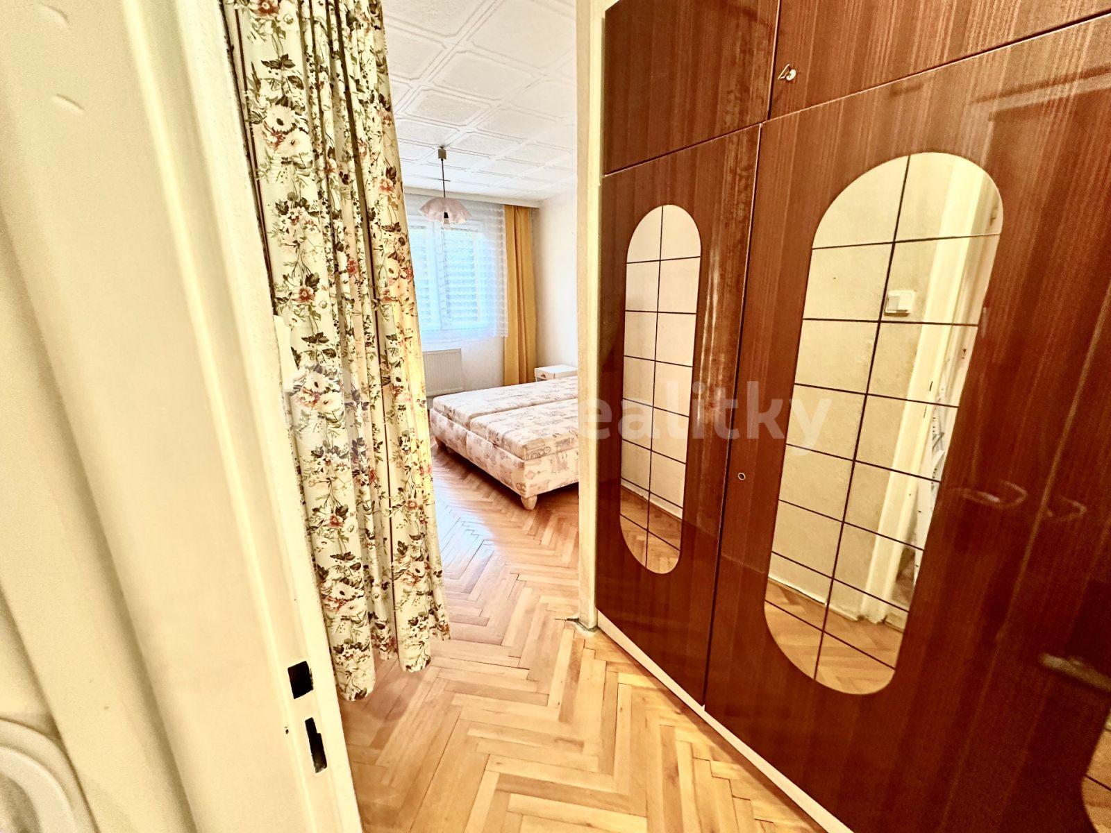 2 bedroom flat for sale, 54 m², Na Výšinách, Liberec, Liberecký Region