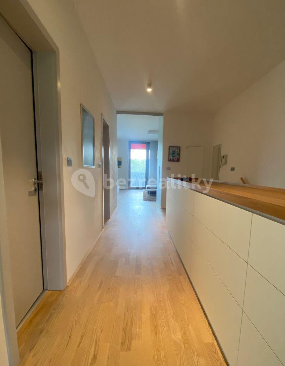 3 bedroom with open-plan kitchen flat for sale, 133 m², Běžecká, Prague, Prague