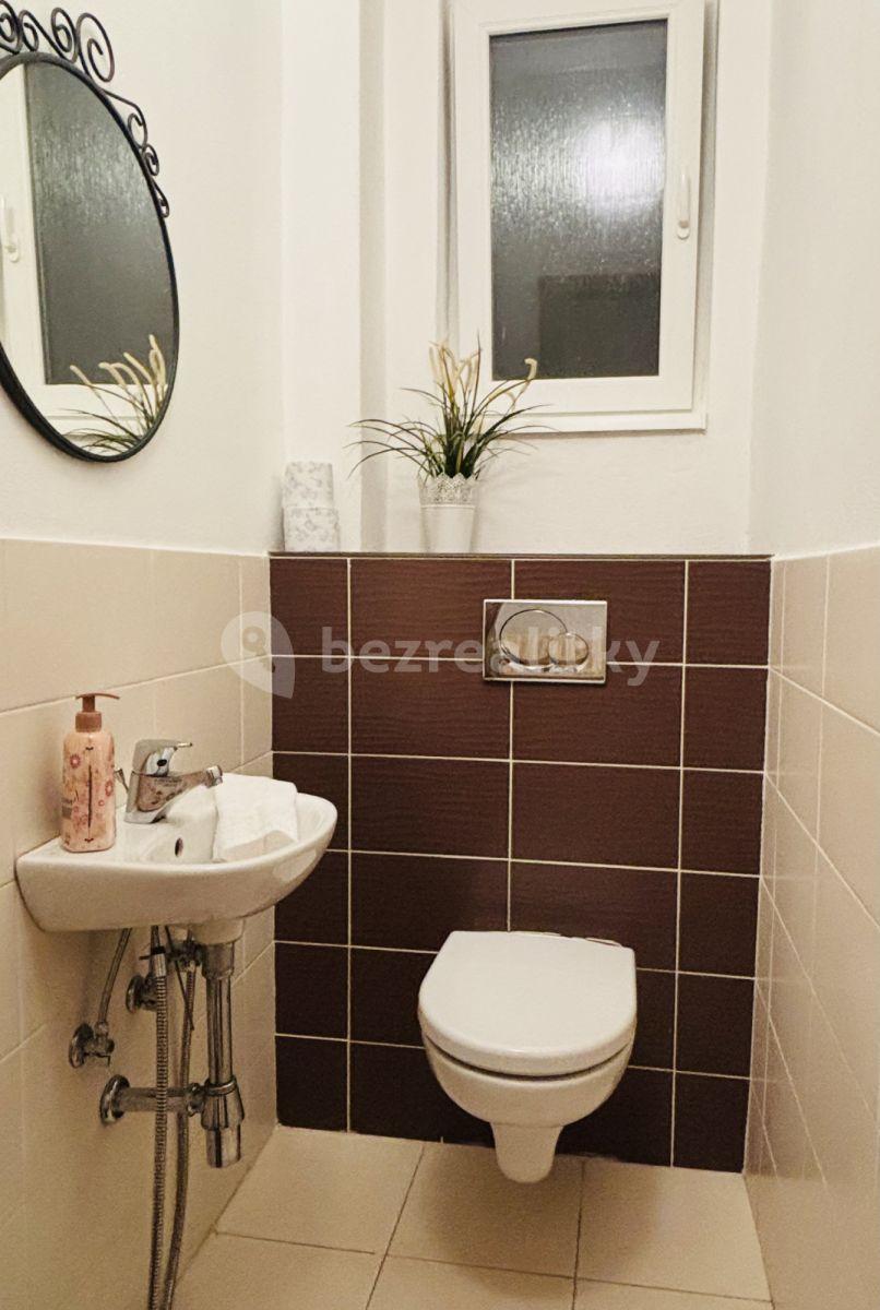 3 bedroom flat to rent, 100 m², Laurinska, Bratislava - mestská časť Staré Mesto, Bratislavský Region