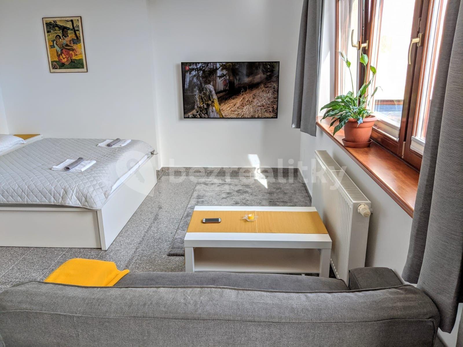 1 bedroom flat to rent, 51 m², Stará vinárska, Bratislava - mestská časť Staré Mesto, Bratislavský Region