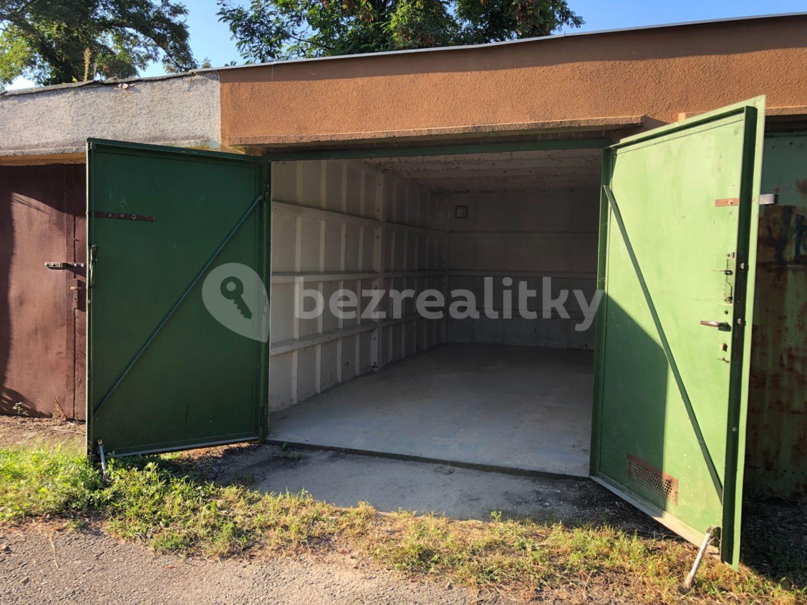 garage for sale, 19 m², Hřebenová, Prague, Prague