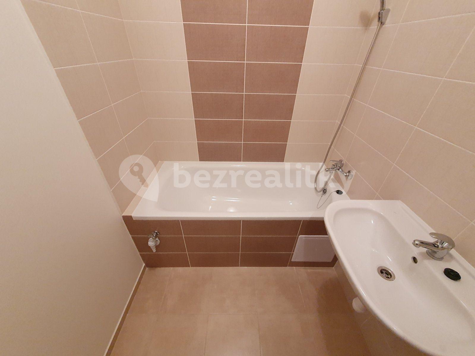 2 bedroom flat to rent, 56 m², Prameny, Karviná, Moravskoslezský Region