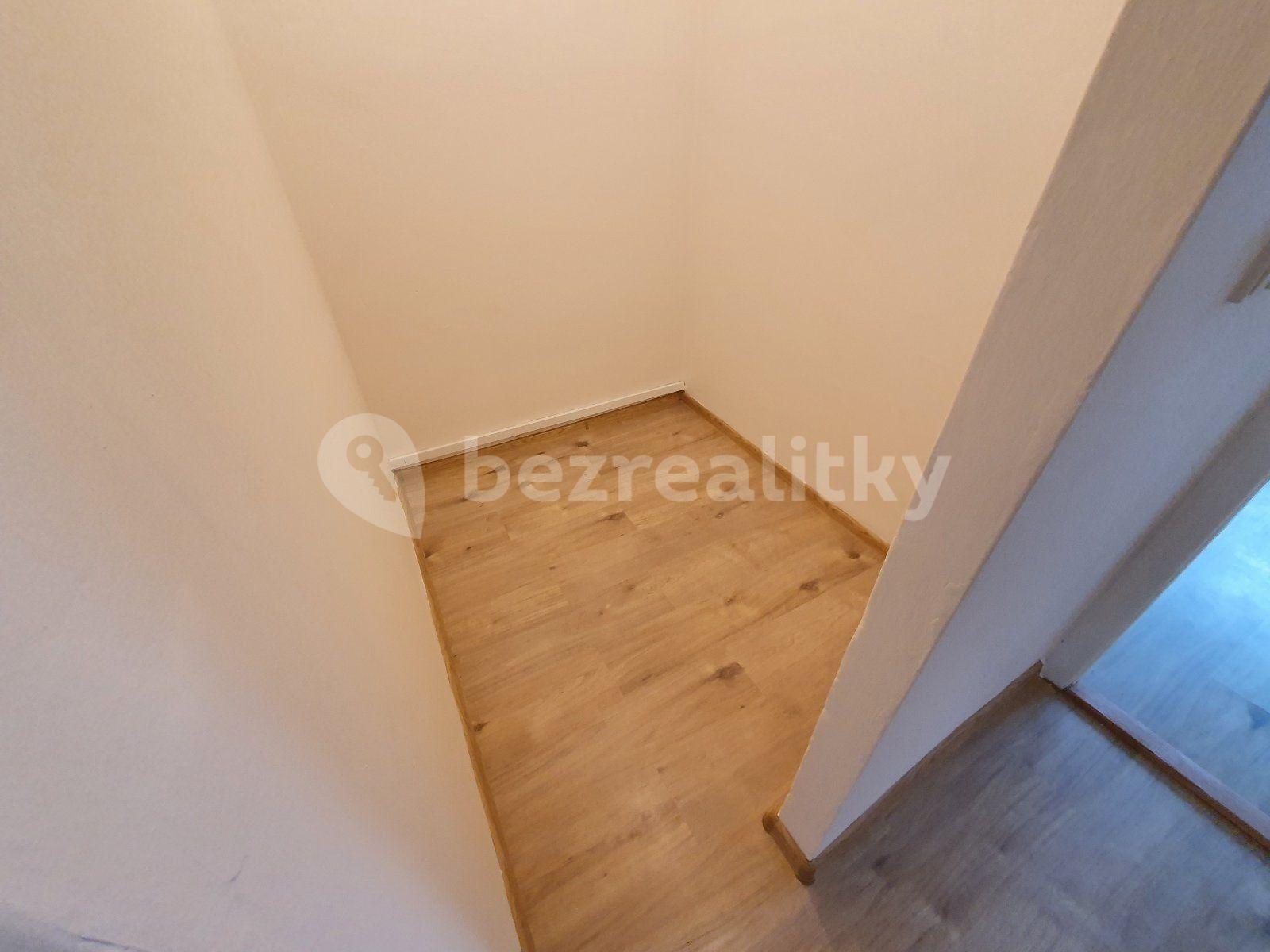 2 bedroom flat to rent, 56 m², Prameny, Karviná, Moravskoslezský Region