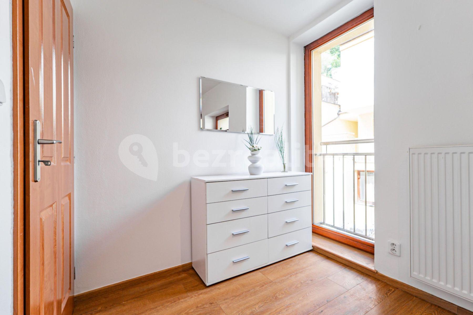 2 bedroom with open-plan kitchen flat for sale, 55 m², Radlická, Prague, Prague