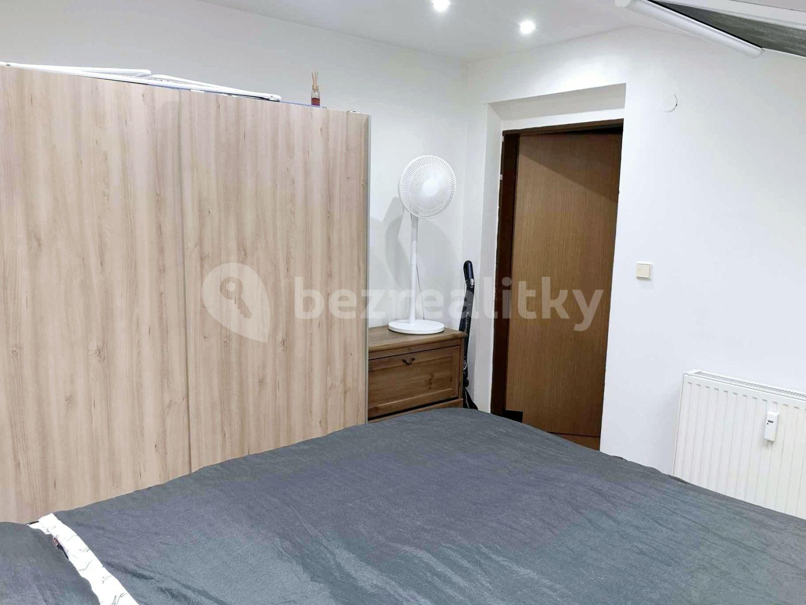 1 bedroom with open-plan kitchen flat for sale, 38 m², Na Lánech, Ostrava, Moravskoslezský Region