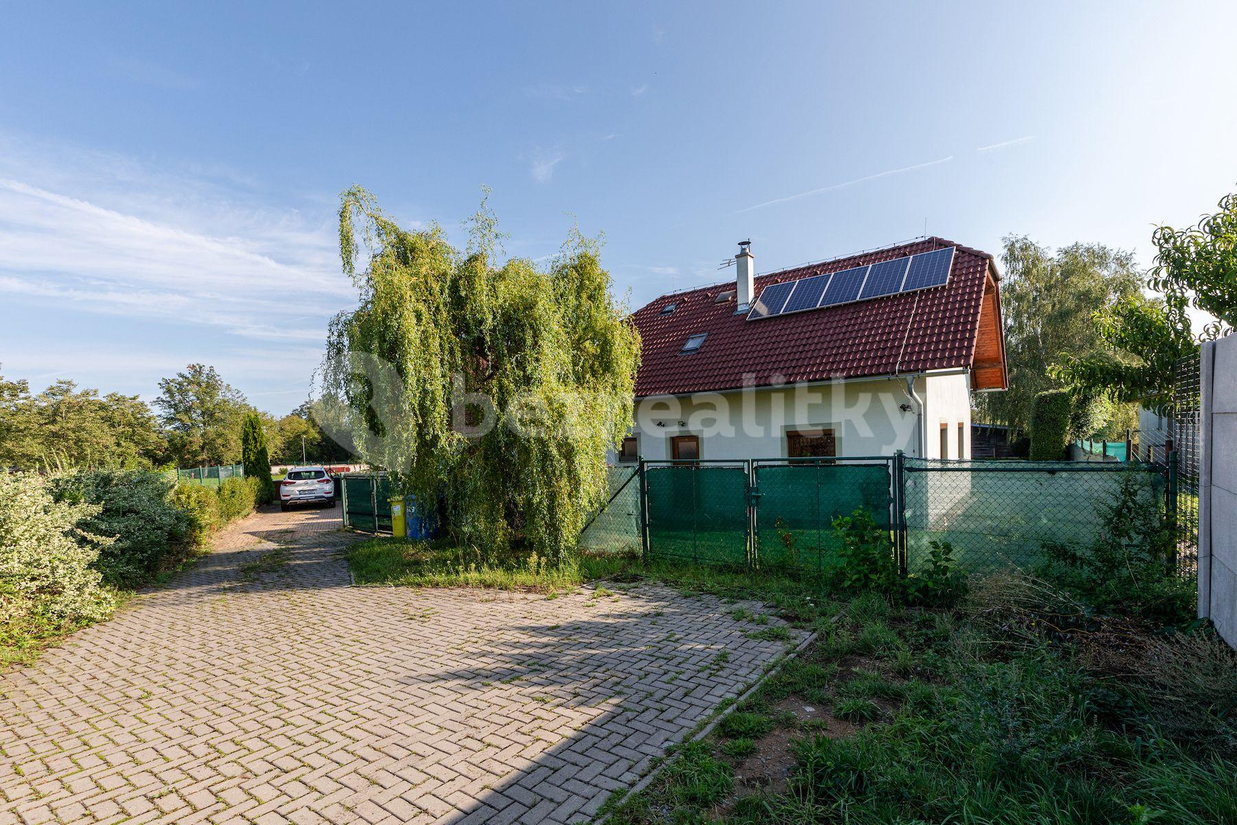 house for sale, 115 m², Choceradská, Svojetice, Středočeský Region