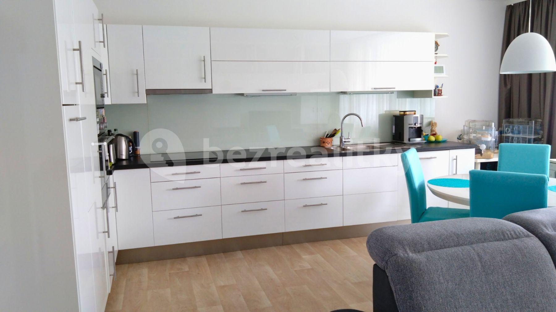 3 bedroom with open-plan kitchen flat for sale, 98 m², Lýskova, Prague, Prague