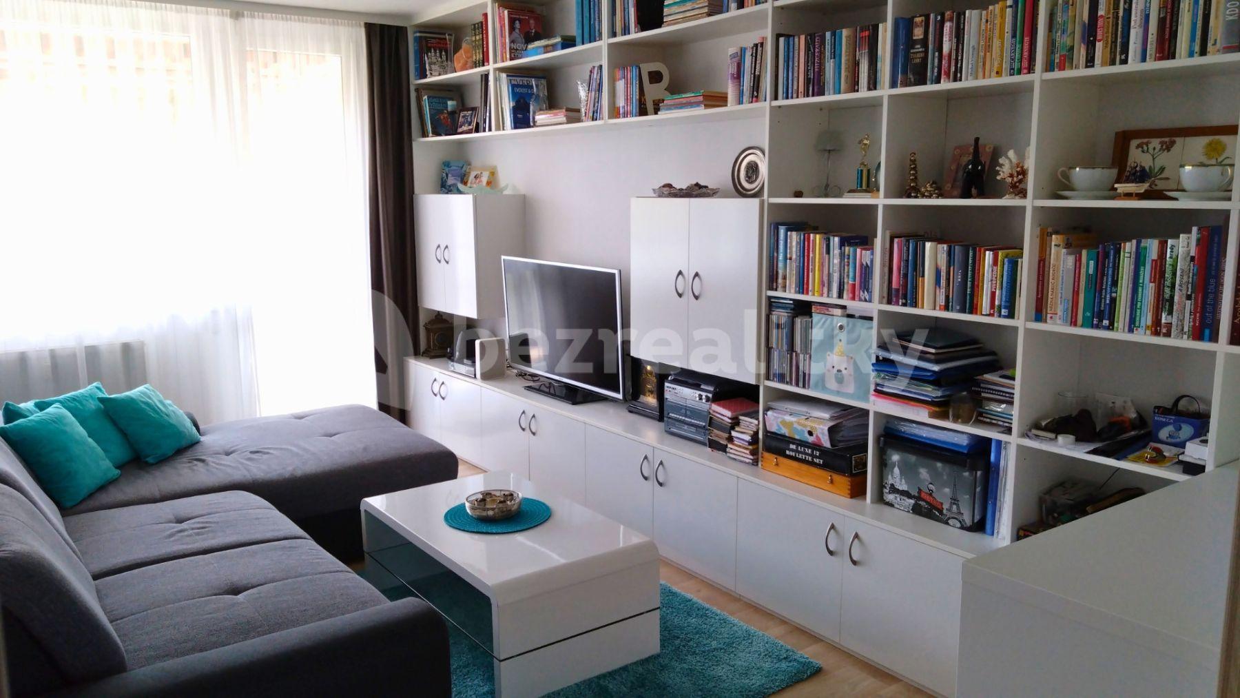 3 bedroom with open-plan kitchen flat for sale, 98 m², Lýskova, Prague, Prague