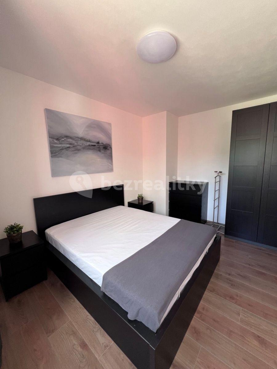 1 bedroom with open-plan kitchen flat to rent, 48 m², Habrová, Pelhřimov, Vysočina Region