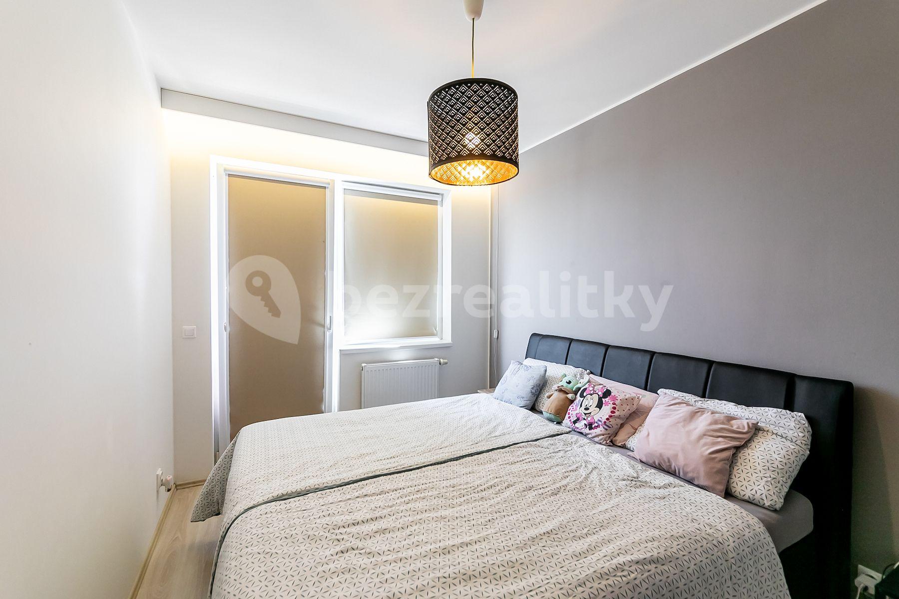 2 bedroom with open-plan kitchen flat for sale, 78 m², Hornoměcholupská, Prague, Prague