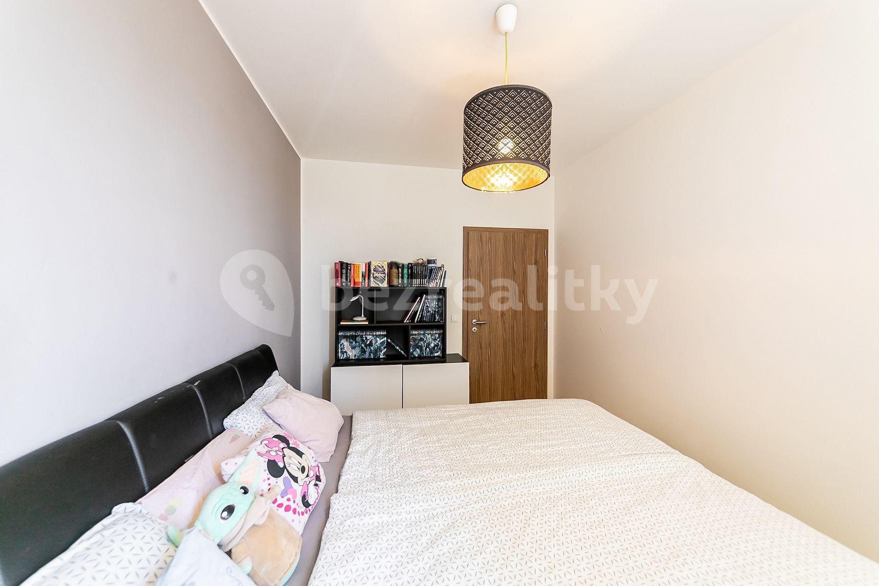 2 bedroom with open-plan kitchen flat for sale, 78 m², Hornoměcholupská, Prague, Prague