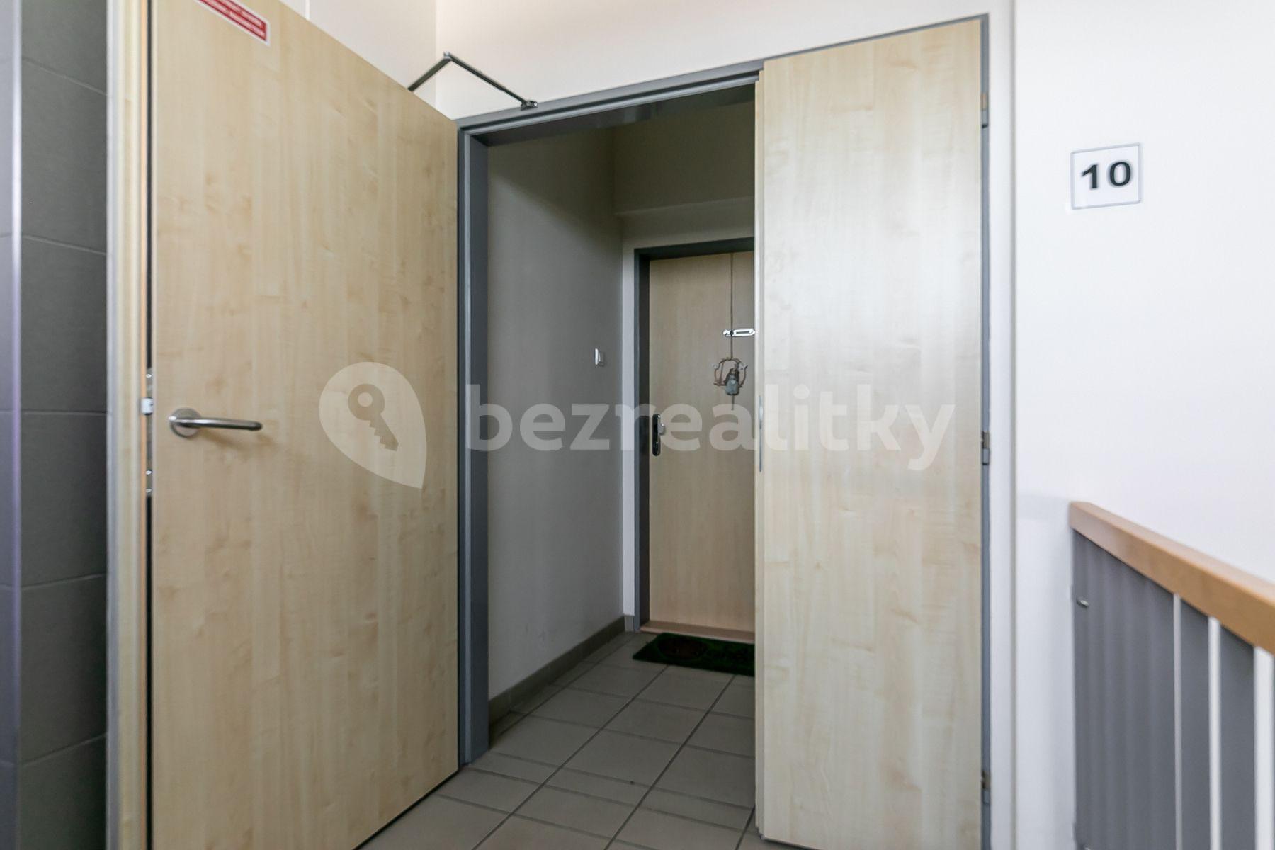 2 bedroom with open-plan kitchen flat for sale, 78 m², Hornoměcholupská, Prague, Prague