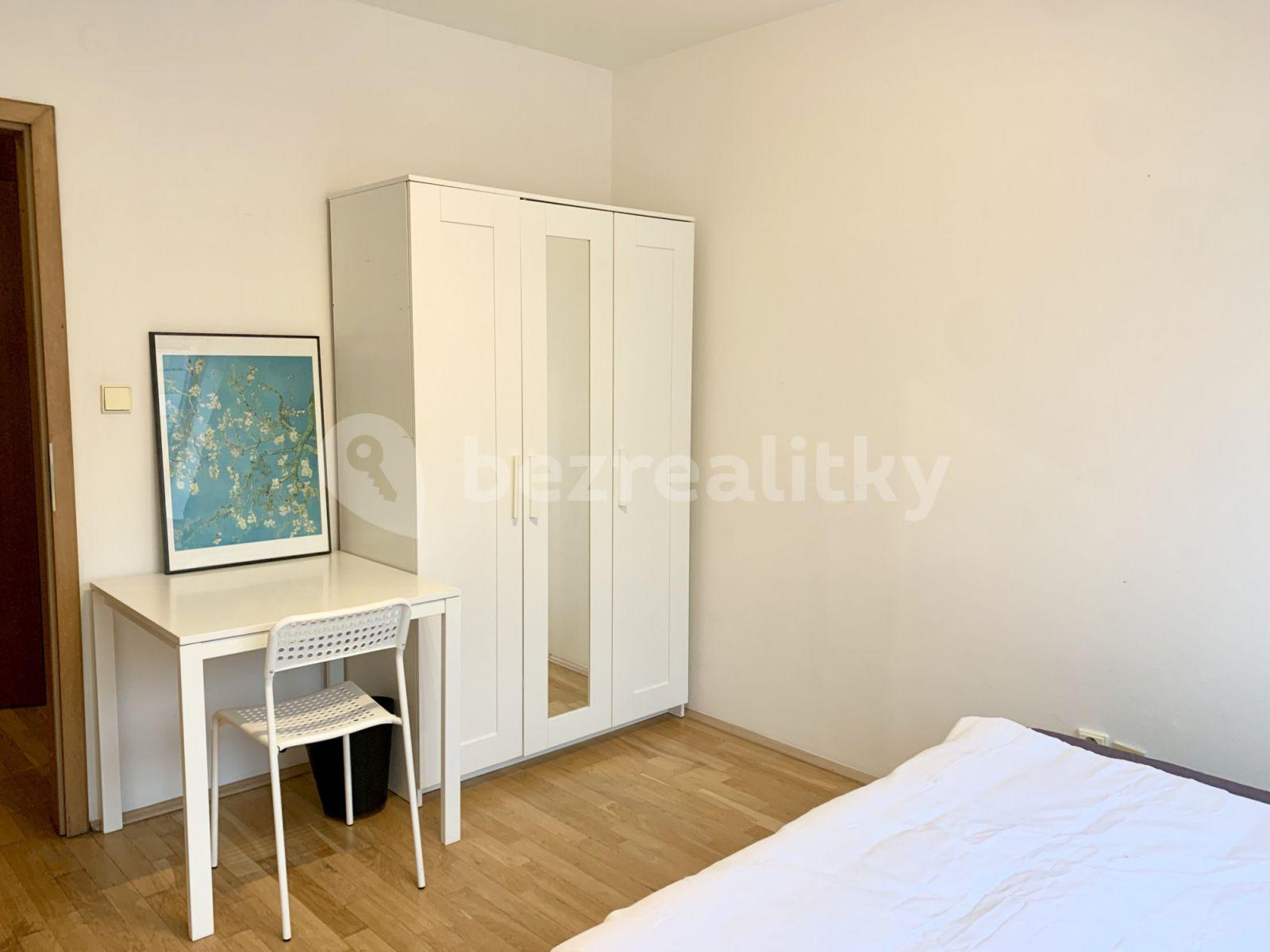 2 bedroom with open-plan kitchen flat to rent, 89 m², Jičínská, Prague, Prague