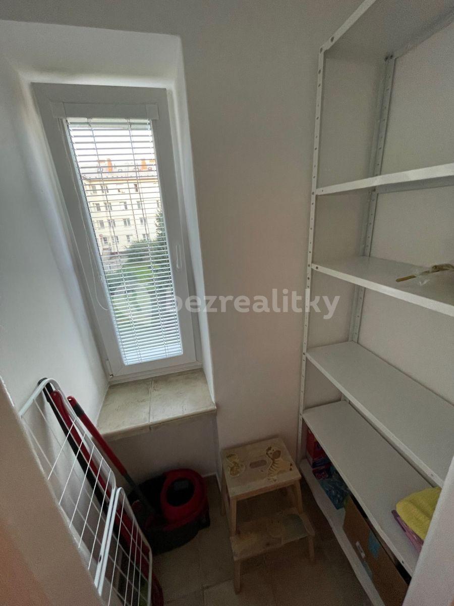 2 bedroom flat to rent, 56 m², Špálova, Olomouc, Olomoucký Region