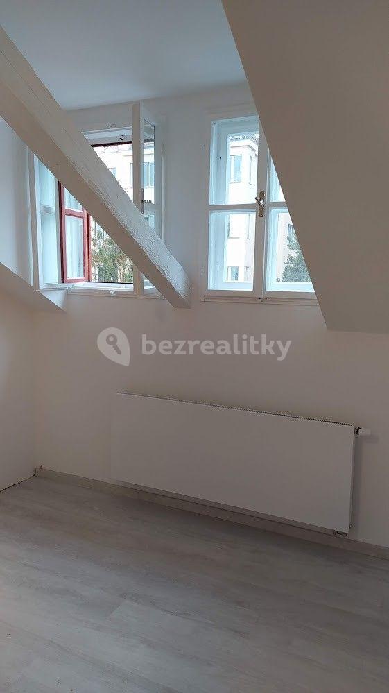 Studio flat for sale, 22 m², Holečkova, Prague, Prague