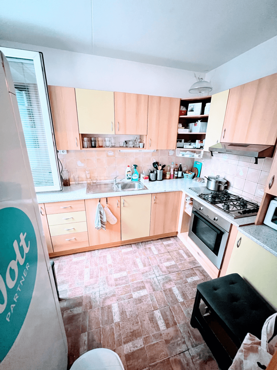 2 bedroom with open-plan kitchen flat for sale, 62 m², Uzbecká, Brno, Jihomoravský Region