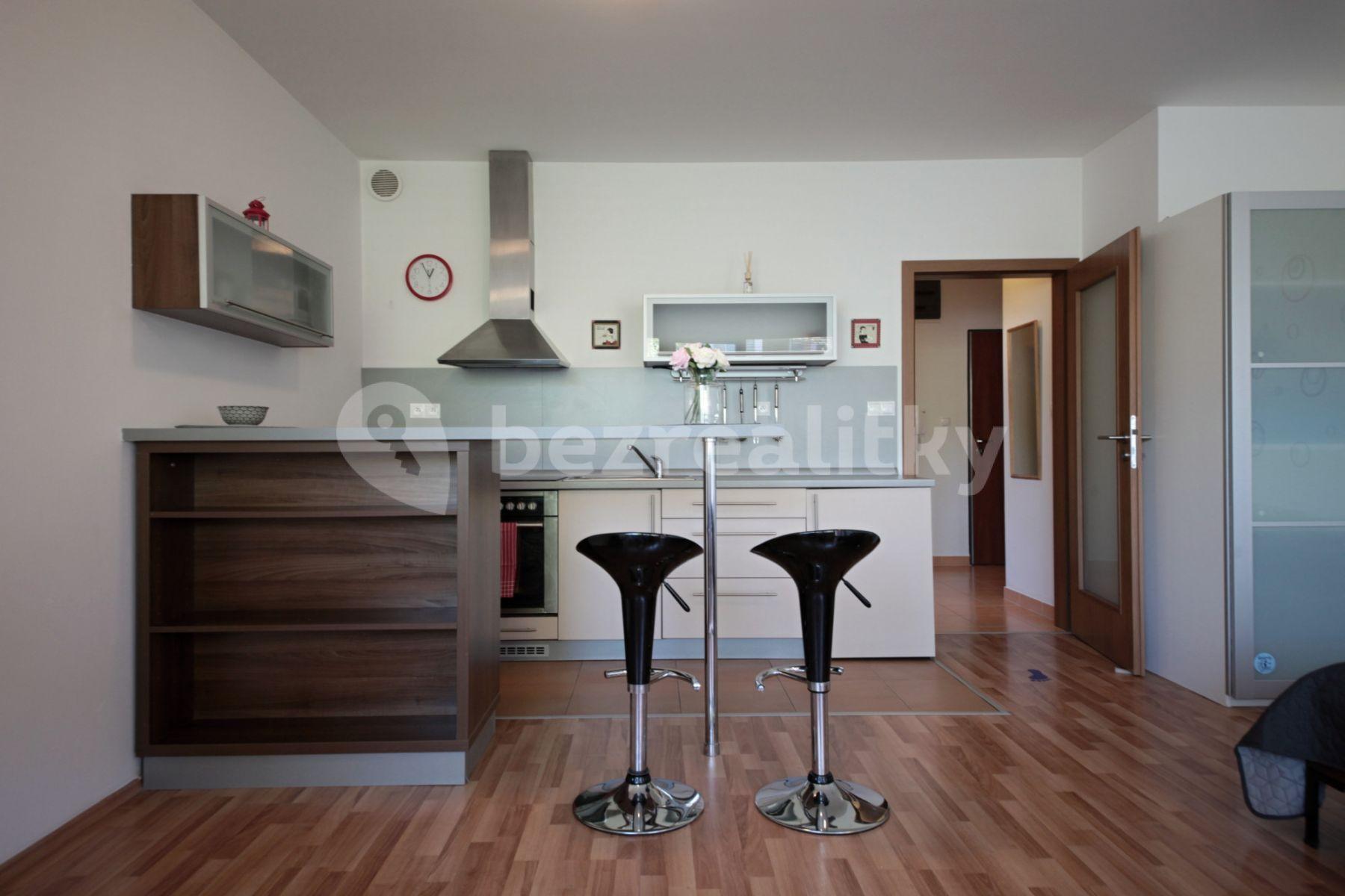 2 bedroom flat to rent, 40 m², Babická, Prague, Prague