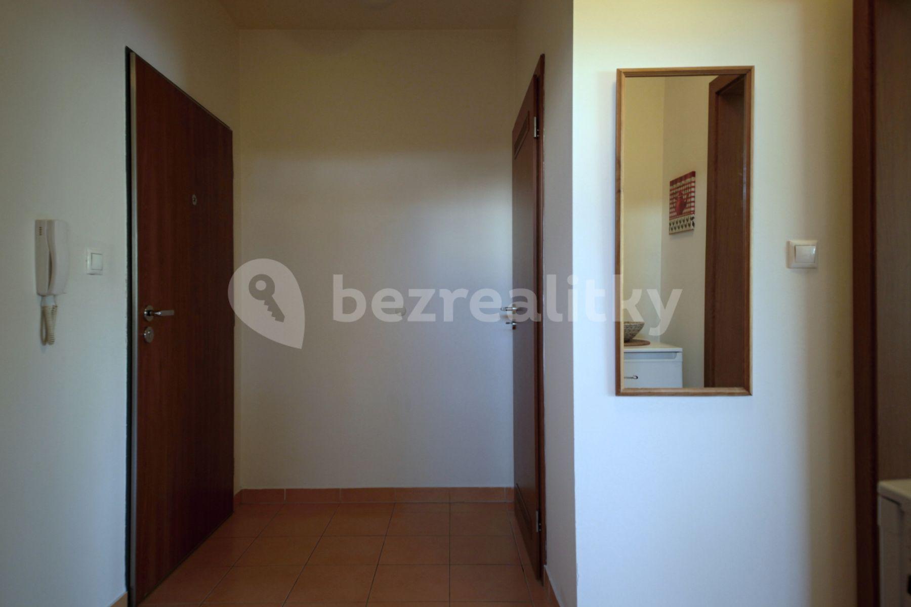 2 bedroom flat to rent, 40 m², Babická, Prague, Prague