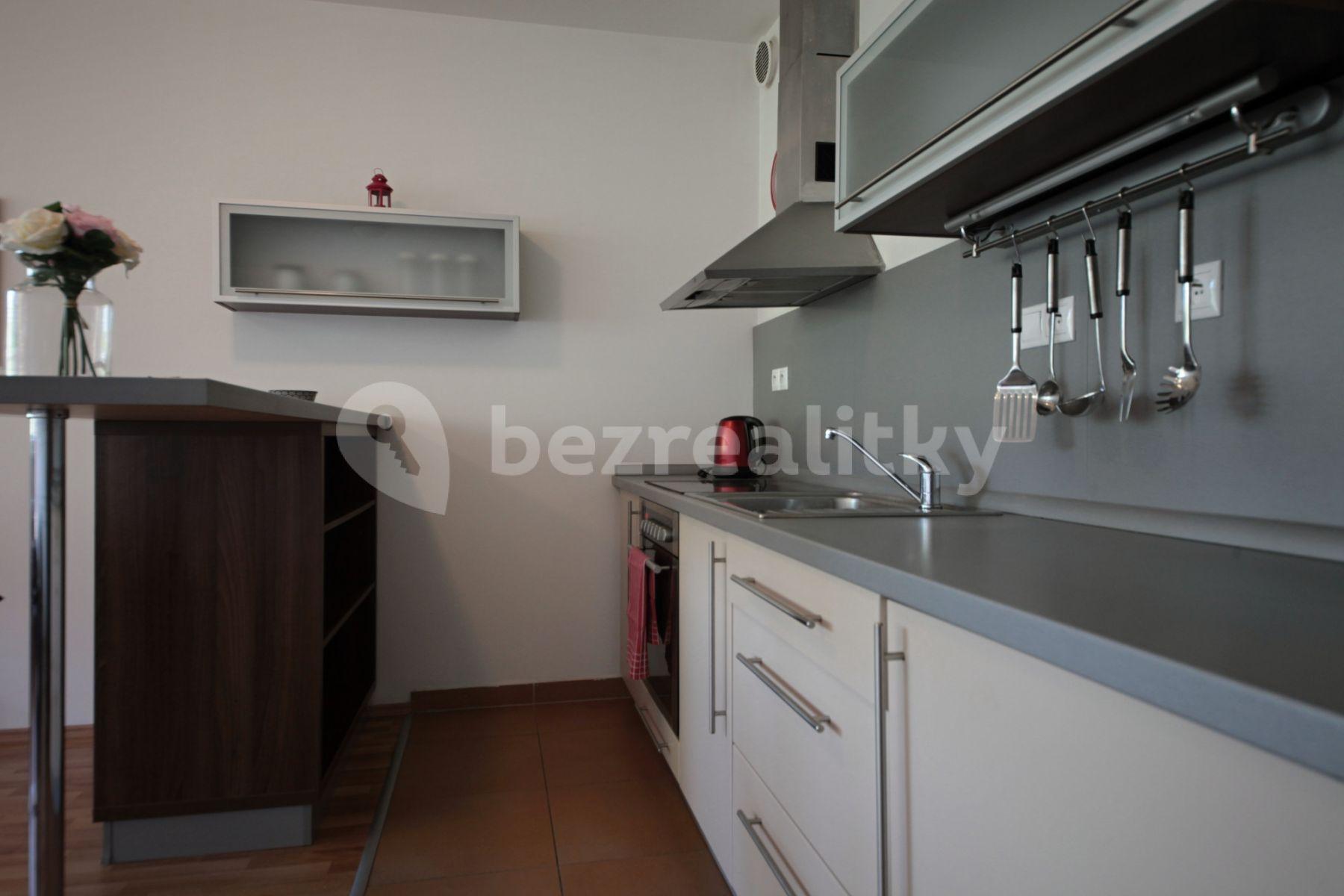 2 bedroom flat to rent, 40 m², Babická, Prague, Prague