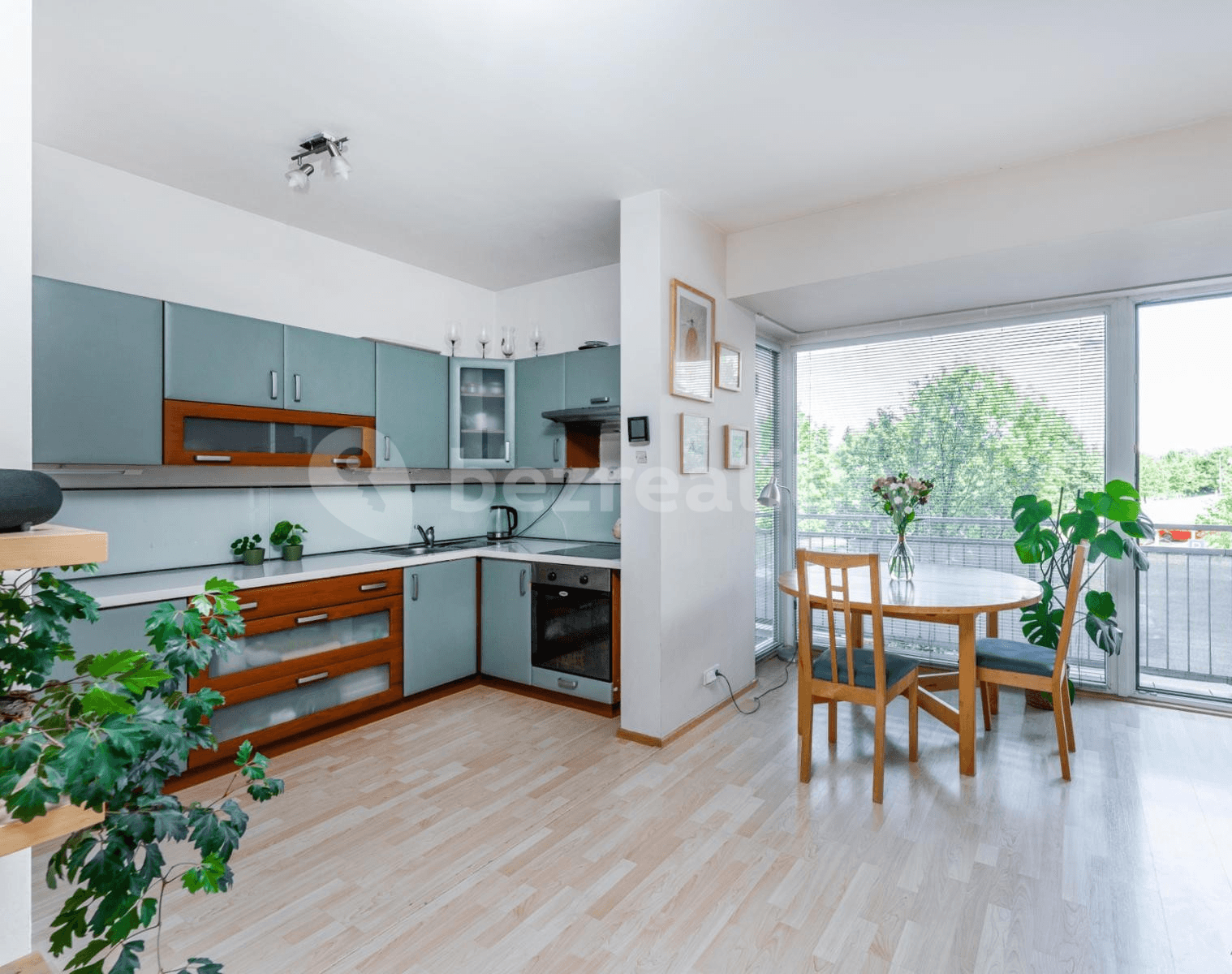 1 bedroom with open-plan kitchen flat for sale, 79 m², R.A. Dvorského, Prague, Prague