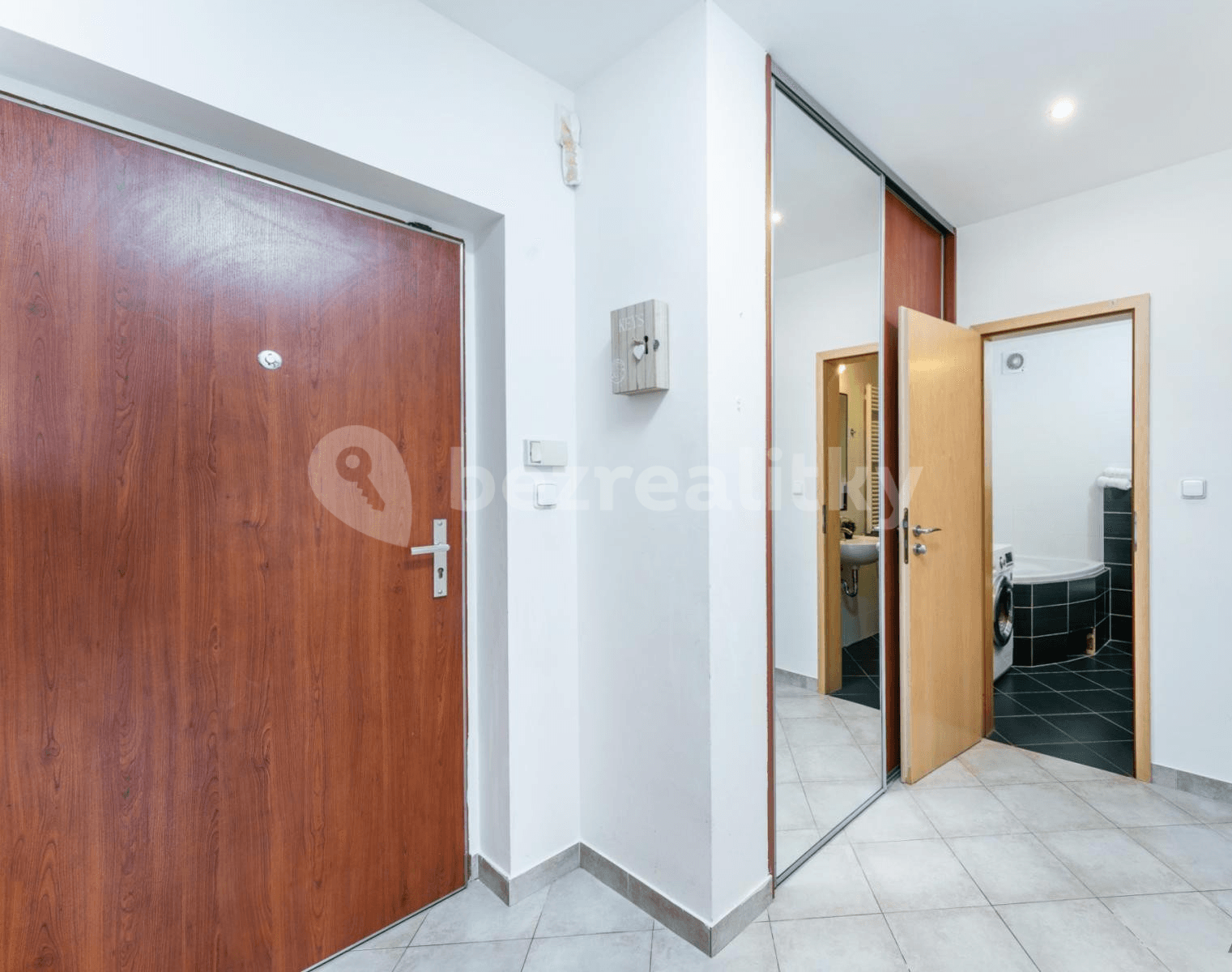 1 bedroom with open-plan kitchen flat for sale, 79 m², R.A. Dvorského, Prague, Prague