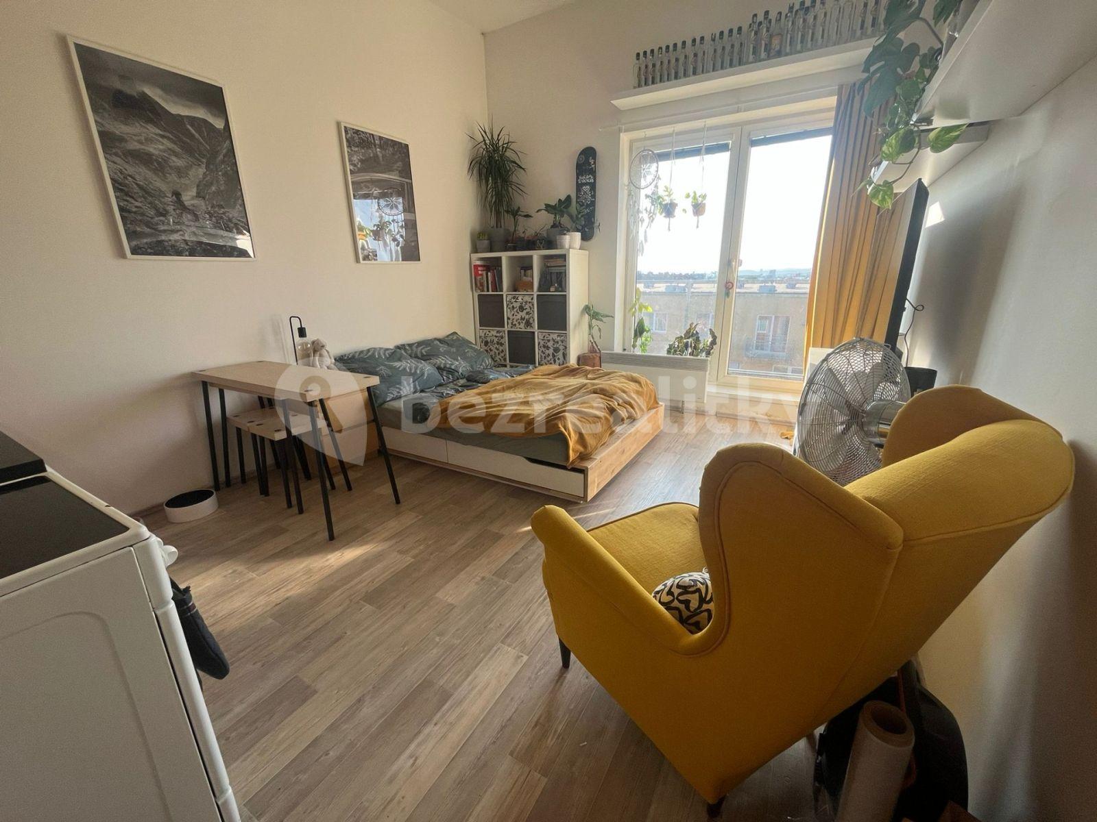 Studio flat to rent, 28 m², Křehlíkova, Brno, Jihomoravský Region