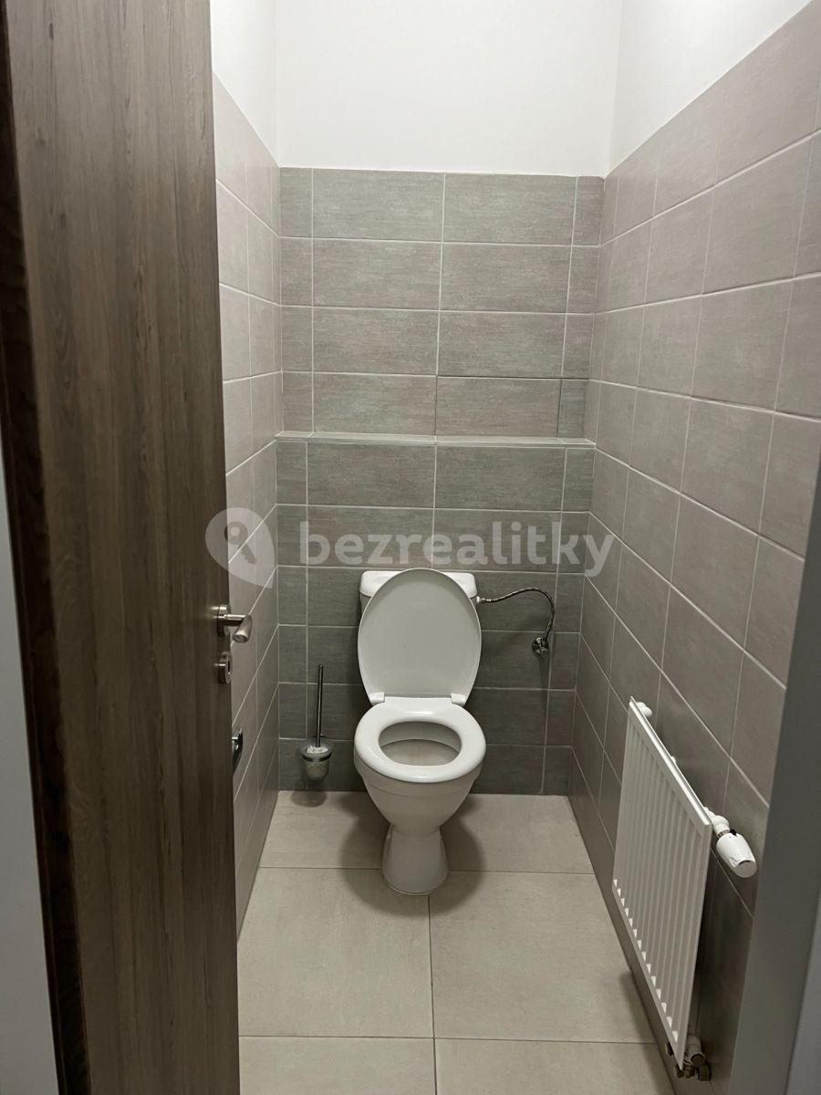 Studio flat to rent, 40 m², Adámkova třída, Hlinsko, Pardubický Region