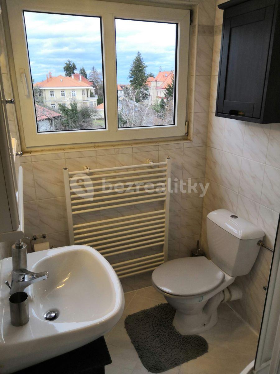 2 bedroom with open-plan kitchen flat to rent, 72 m², Na Ořechovce, Prague, Prague