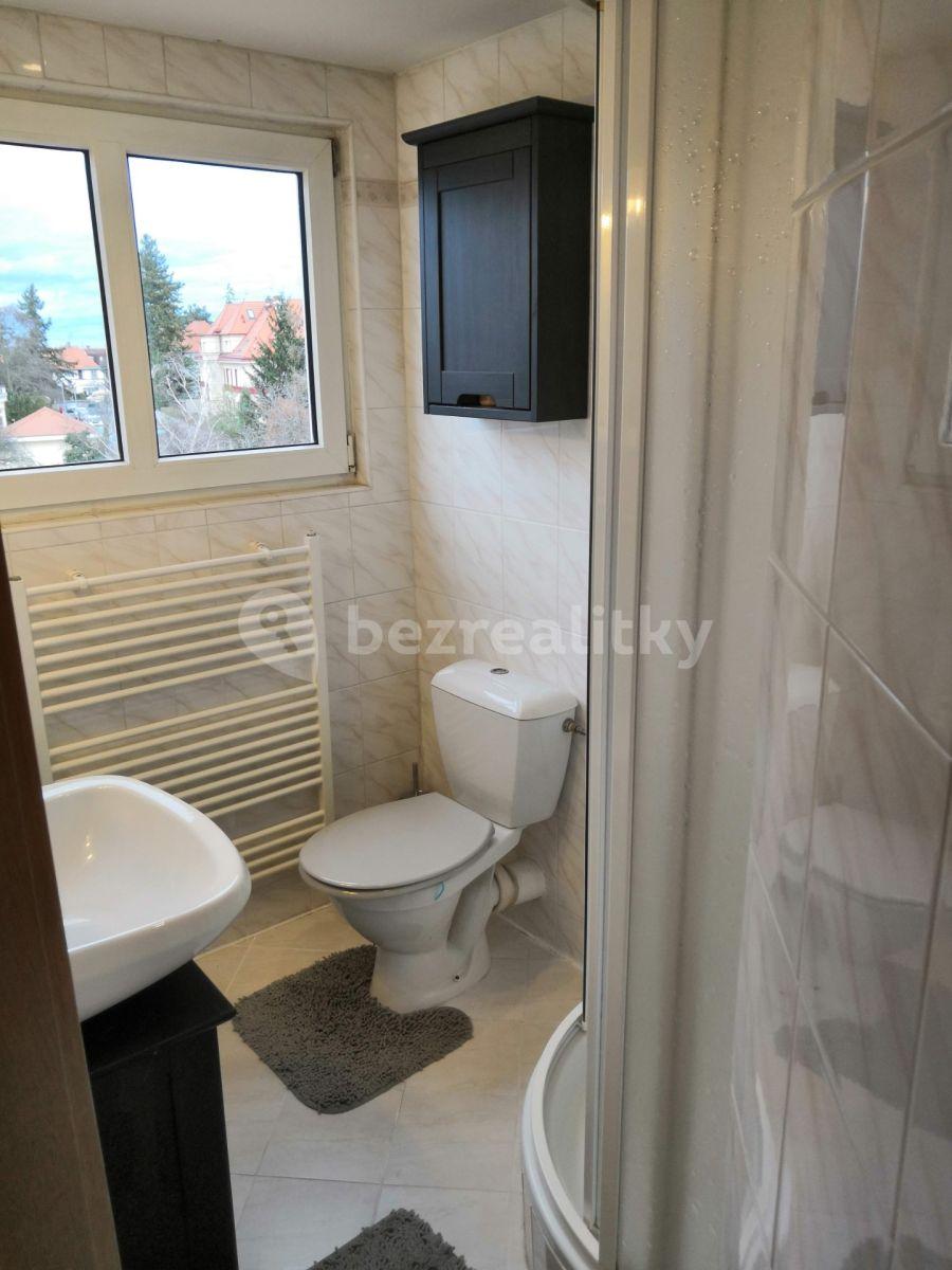 2 bedroom with open-plan kitchen flat to rent, 72 m², Na Ořechovce, Prague, Prague