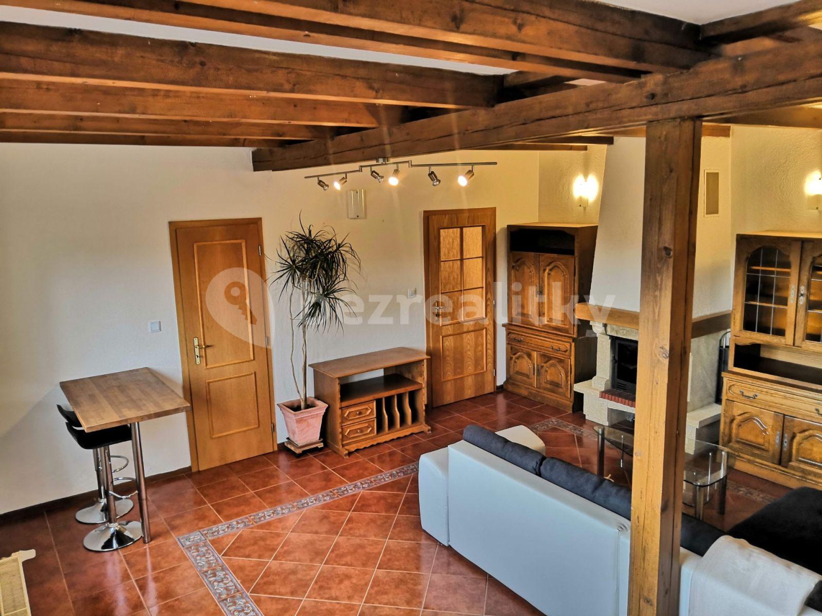 2 bedroom with open-plan kitchen flat to rent, 72 m², Na Ořechovce, Prague, Prague