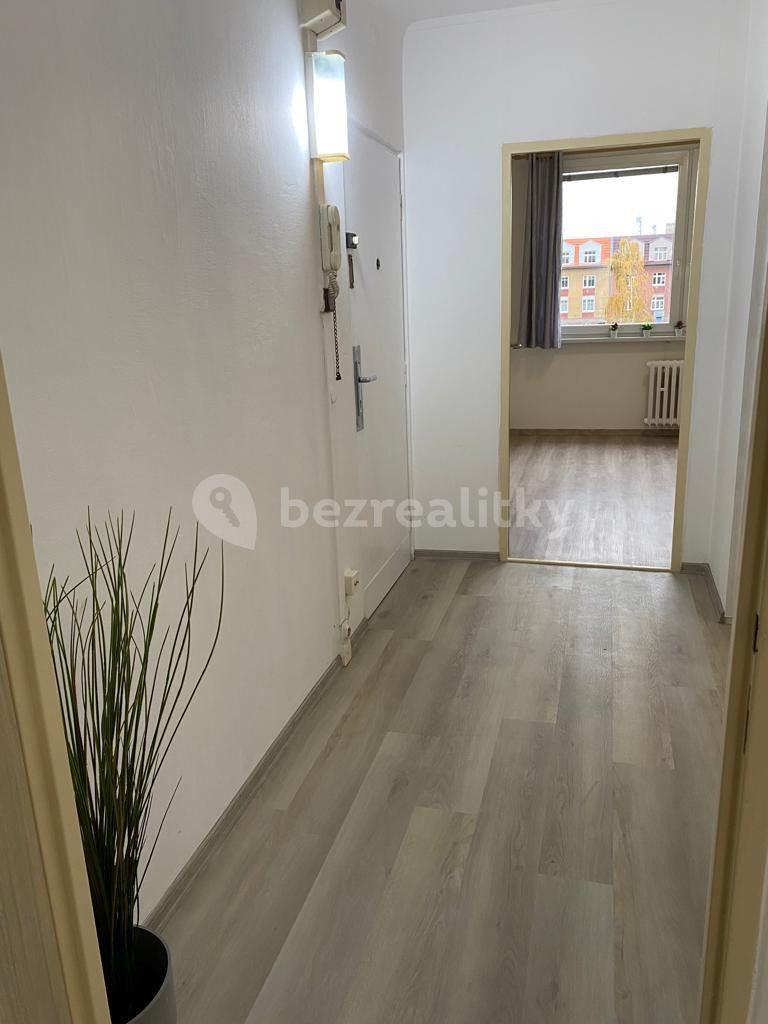 3 bedroom flat to rent, 77 m², Rooseveltovo náměstí, Teplice, Ústecký Region