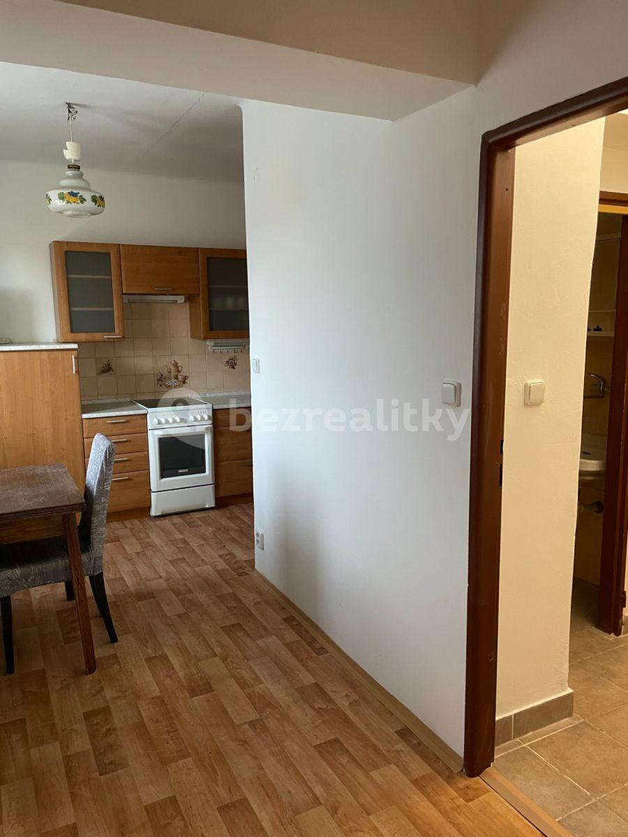 2 bedroom flat to rent, 49 m², Na Sídlišti, Dolní Bousov, Středočeský Region