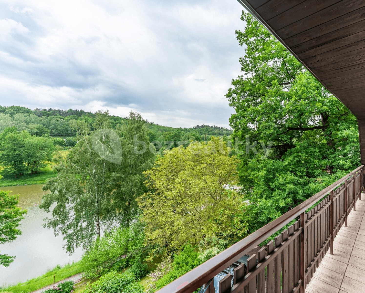 house for sale, 305 m², Nad rybníkem, Mnichovice, Středočeský Region