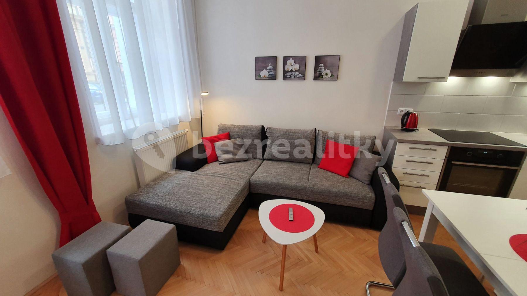 3 bedroom flat to rent, 60 m², Tyršova, Prague, Prague