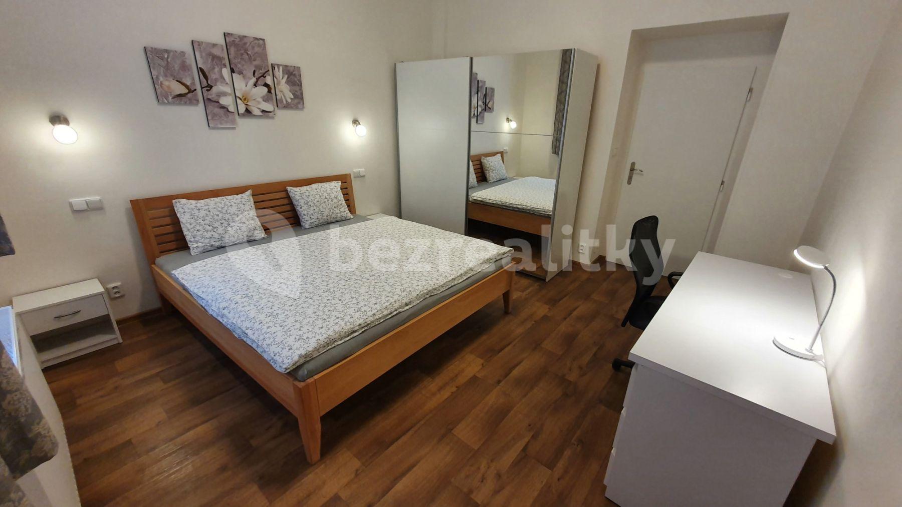 3 bedroom flat to rent, 60 m², Tyršova, Prague, Prague