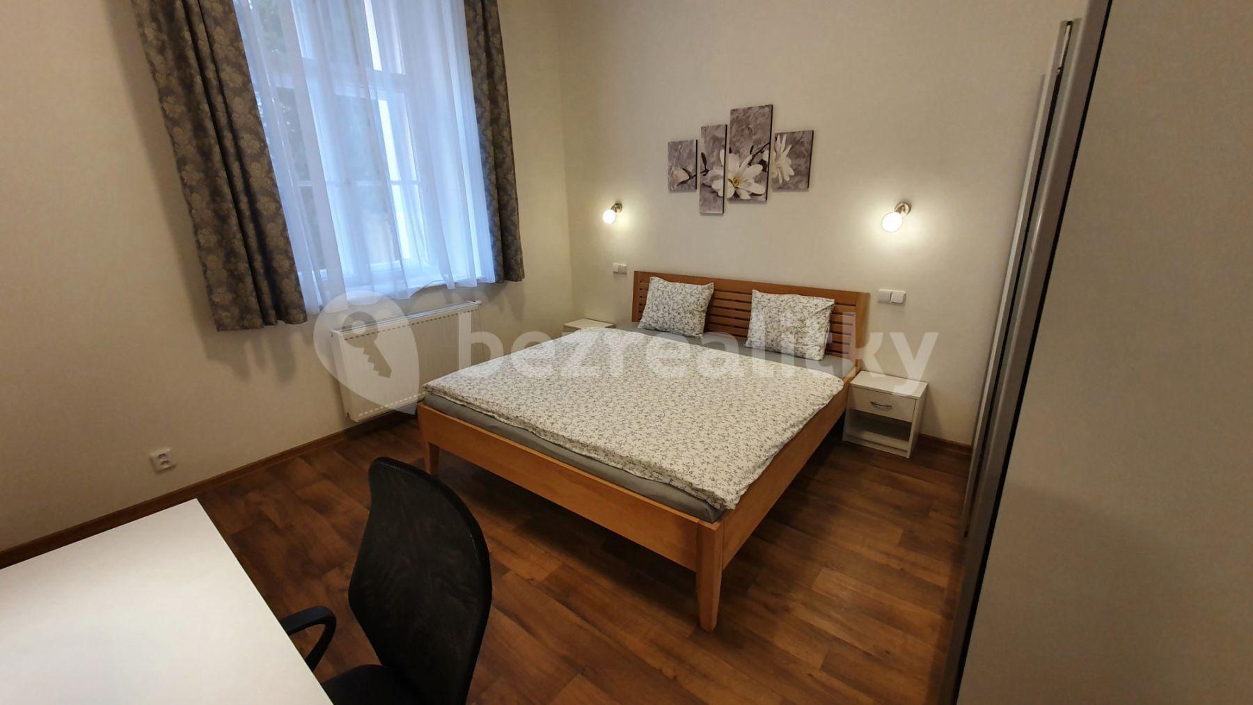 3 bedroom flat to rent, 60 m², Tyršova, Prague, Prague