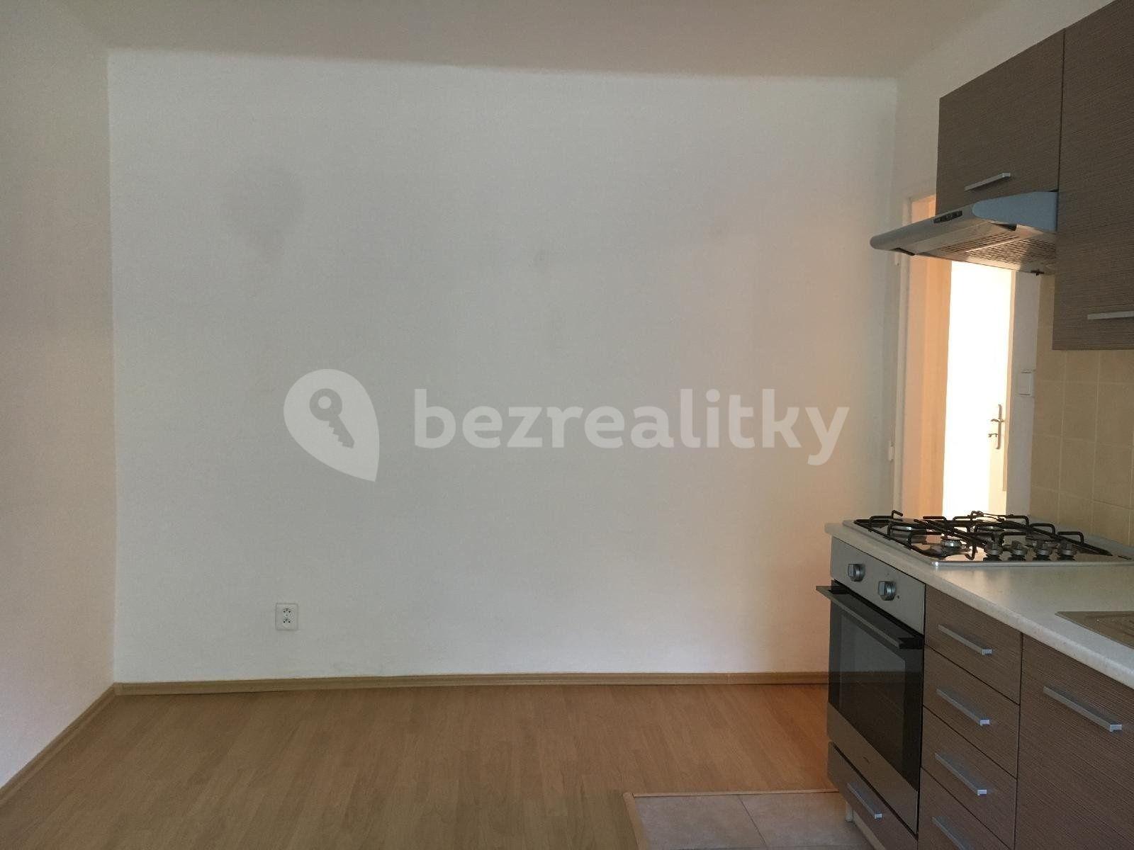 3 bedroom flat to rent, 85 m², Gorkého, Havířov, Moravskoslezský Region