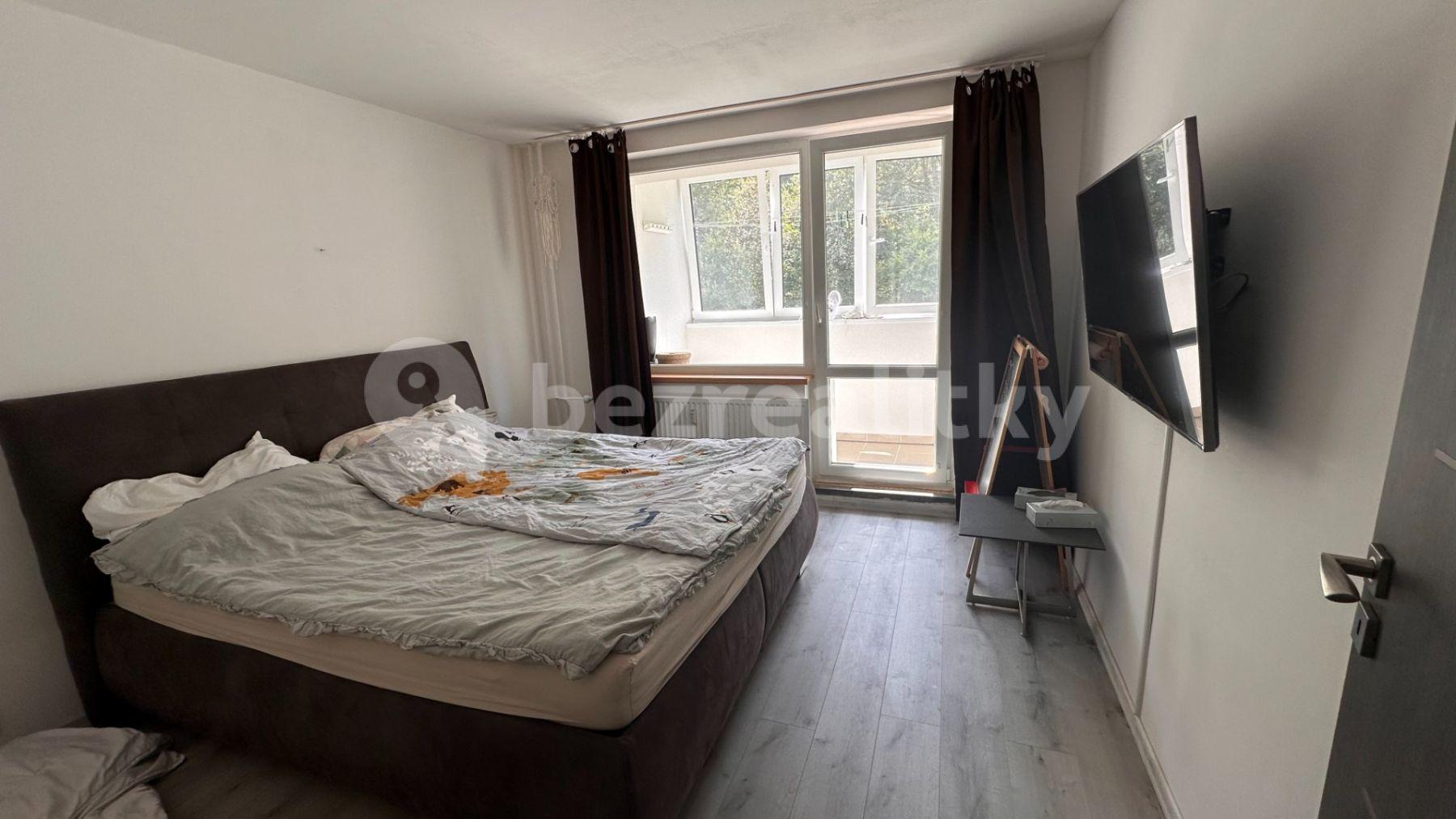 4 bedroom flat for sale, 80 m², Sportovní, Loket, Karlovarský Region