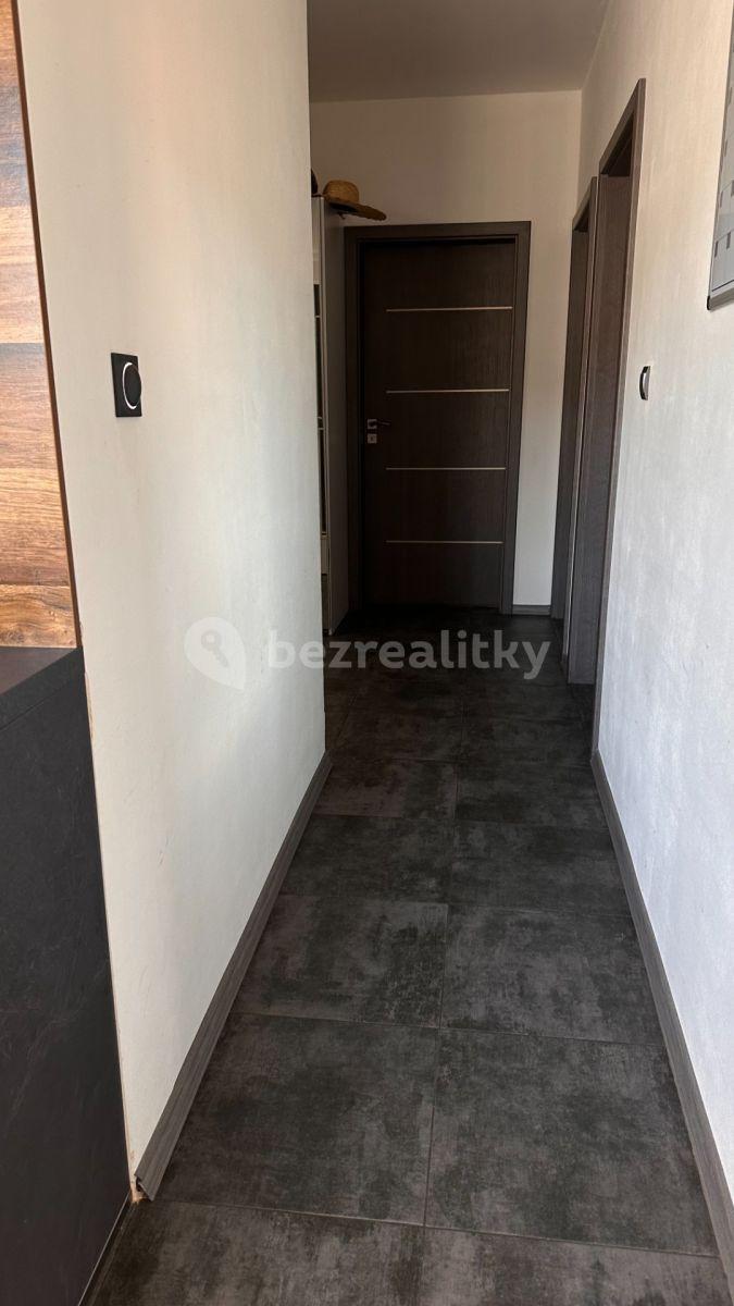 4 bedroom flat for sale, 80 m², Sportovní, Loket, Karlovarský Region